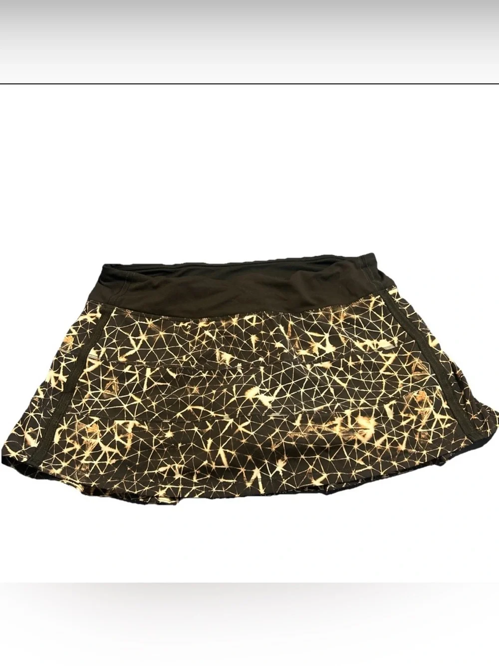 Lululemon Athletica Black Pace Rival Skirt  in the “Sugar Crush Multi Black